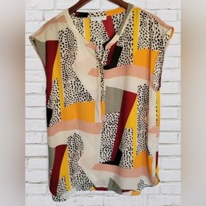 Chaus new york tank blouse patterned. Size Large.